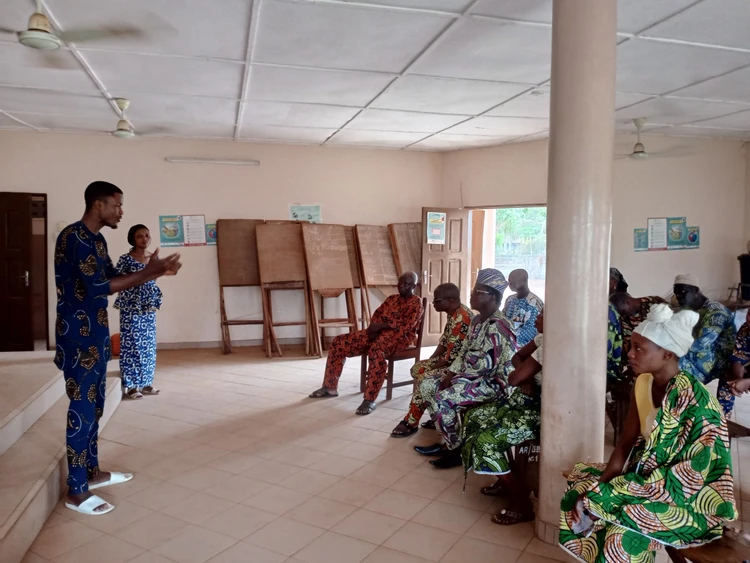 Azɔ̌nwatɔ́ e kpe kpó kɔ́mɛgǎn Gbɔzunmɛ tɔn e kpó